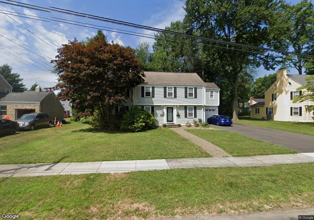 25 Sequin Rd, West Hartford, CT 06117 - photo 1