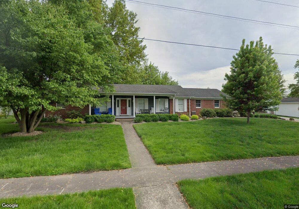 400 Lafayette Ave E, Mattoon, IL 61938 - photo 1