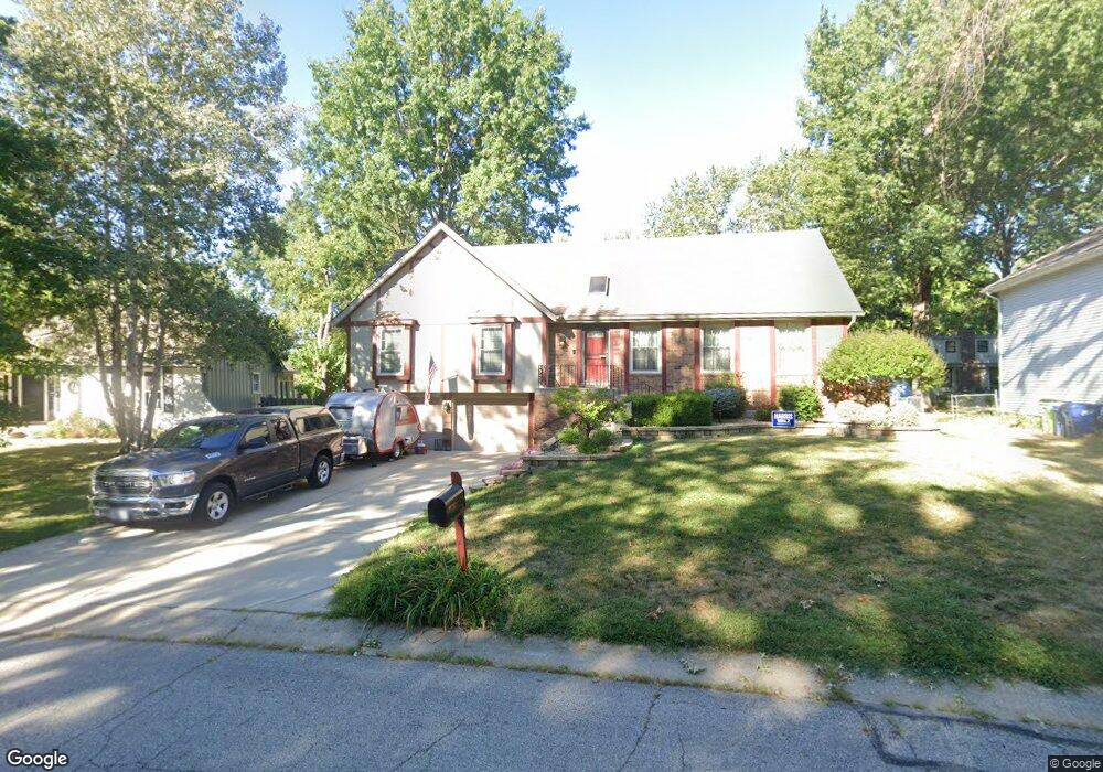 801 NW 18th St, Blue Springs, MO 64015 - photo 1