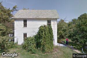 9053 N Grove St, Leaf River, IL 61047