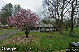 340 Holmes St, Trezevant, TN 38258