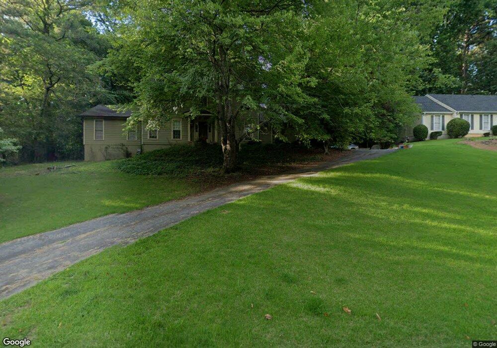 4881 Sturbridge Crescent NE, Roswell, GA 30075 - photo 1