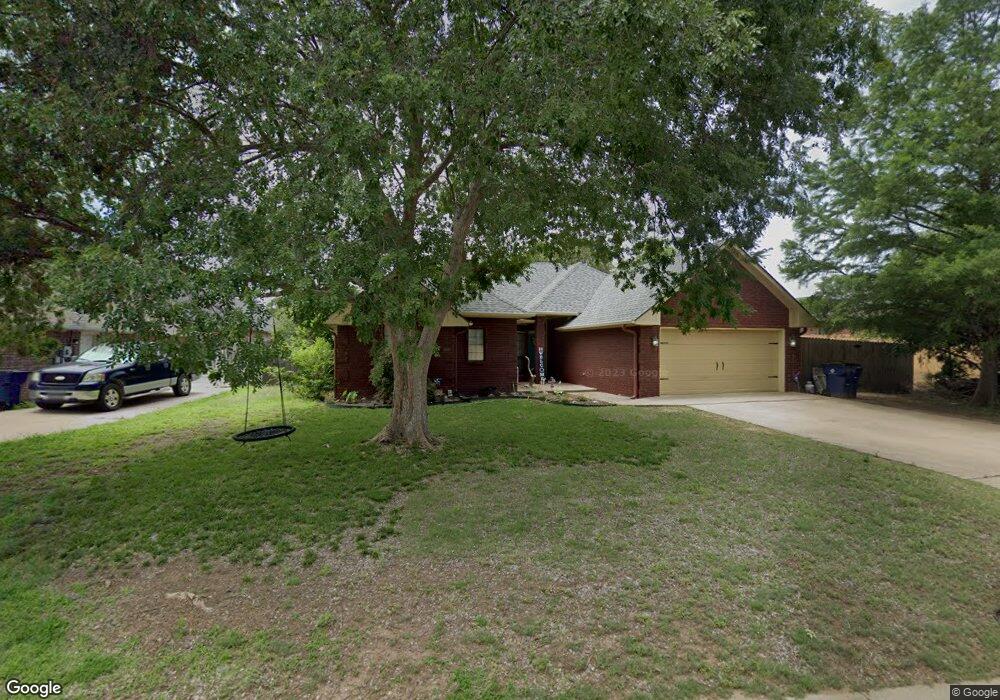 3505 Woodknoll, Duncan, OK 73533 - photo 1