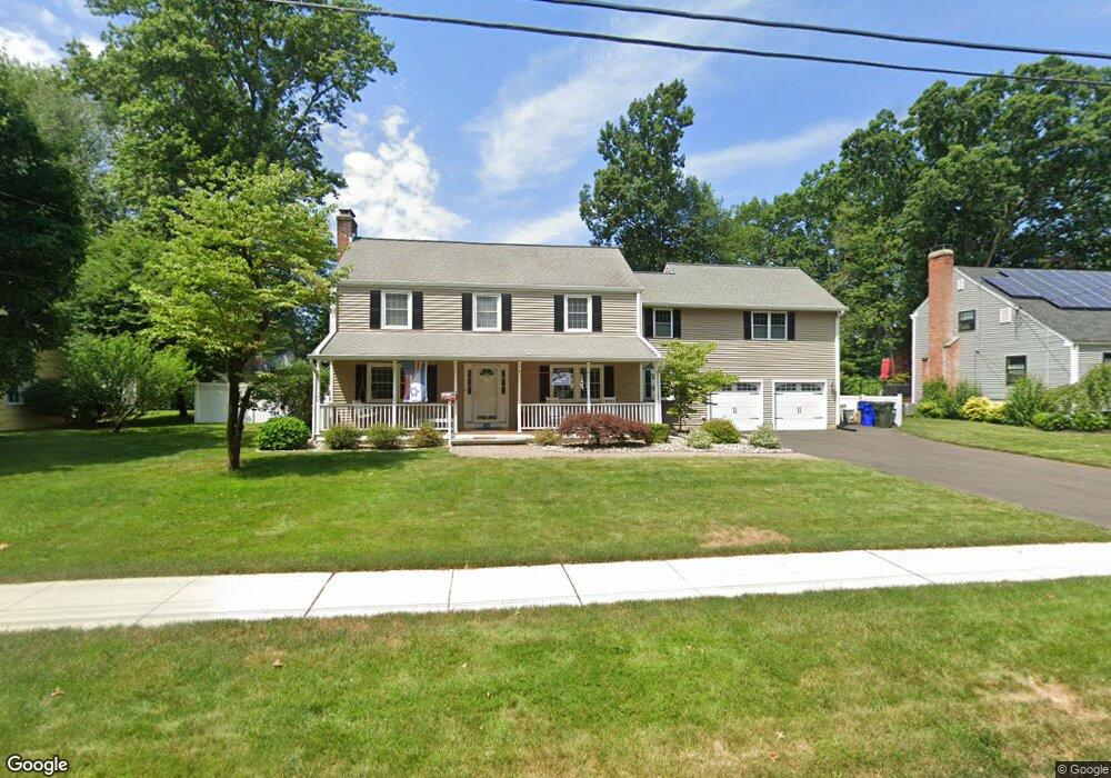 29 Sequin Rd, West Hartford, CT 06117 - photo 1