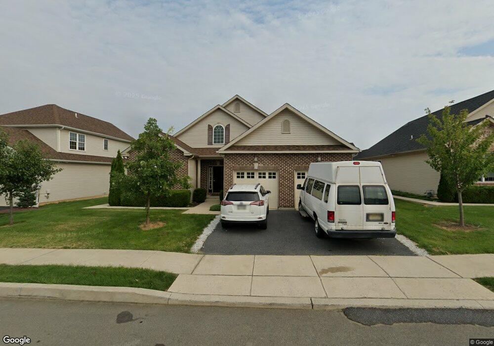 4444 Beech Dr, Nazareth, PA 18064 - photo 1