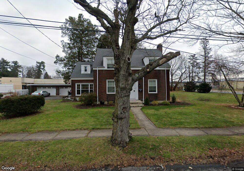 7 Pearl St, Kingston, PA 18704 - photo 1