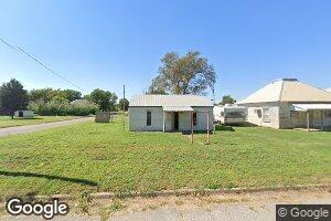322 S 4th Ave, Fairview, OK 73737