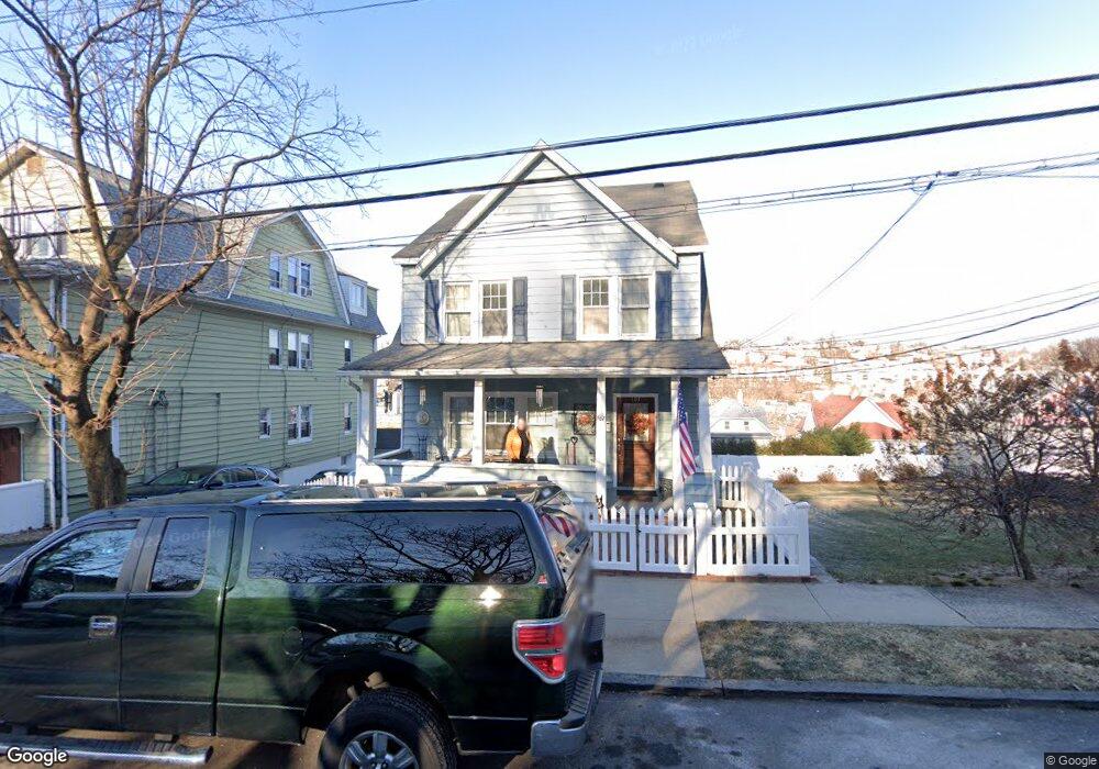 107 Colin St unit 2, Yonkers, NY 10701 - photo 1