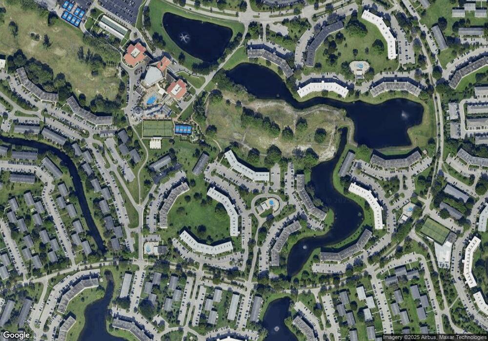 148 Grantham C unit 148, Deerfield Beach, FL 33442 - photo 1