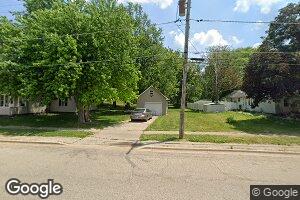 301 S Main St, Walnut, IL 61376