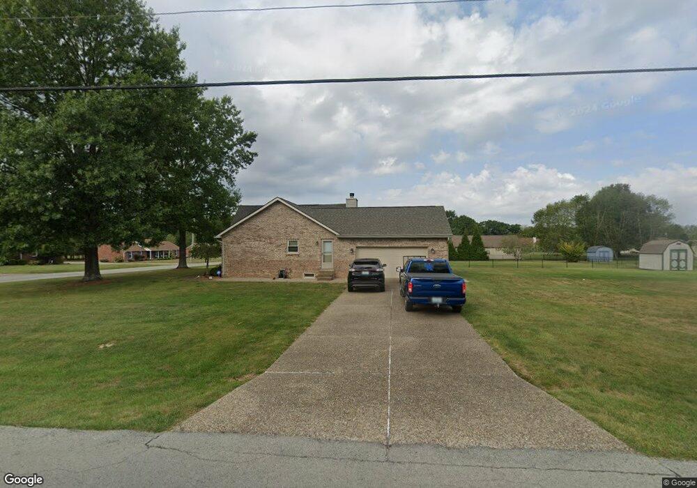 605 Highland Springs Dr, Mount Washington, KY 40047 - photo 1