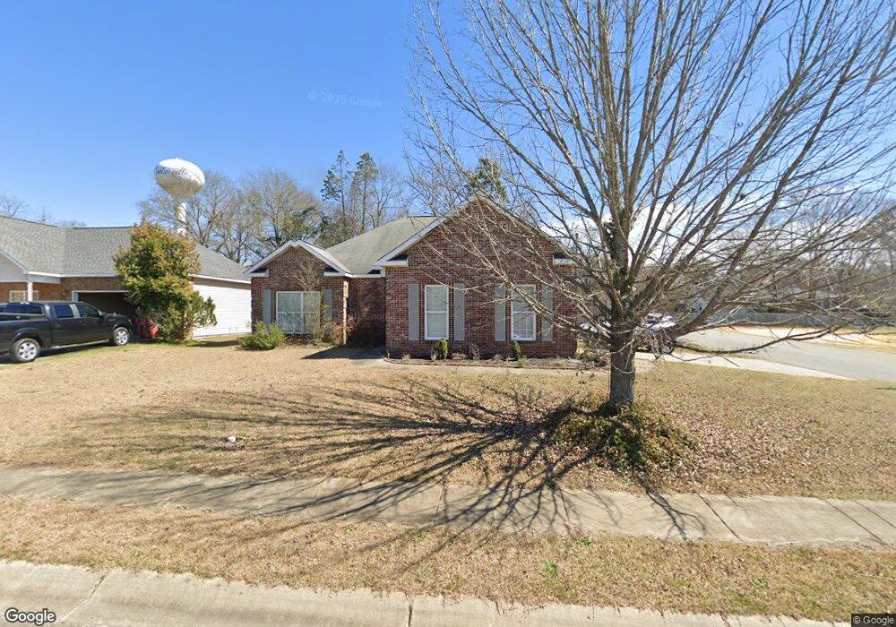 304 Heather St, Warner Robins, GA 31093 - photo 1