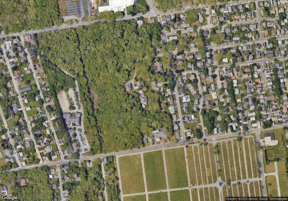 348 Carroll St, North Dartmouth, MA 02747 - photo 1