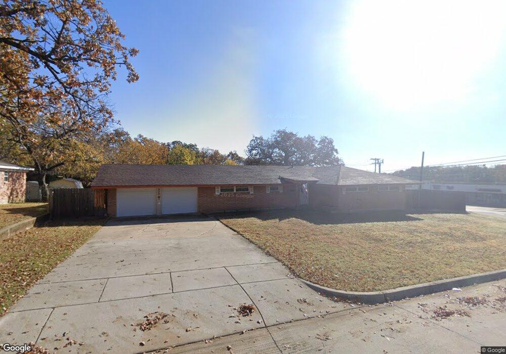 800 Patti Dr, Bedford, TX 76022 - photo 1