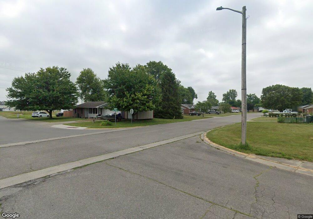 1086 Dutchman Ln, Seymour, IN 47274 - photo 1