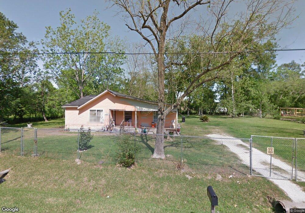 6924 Hoffman St, Houston, TX 77028 - photo 1