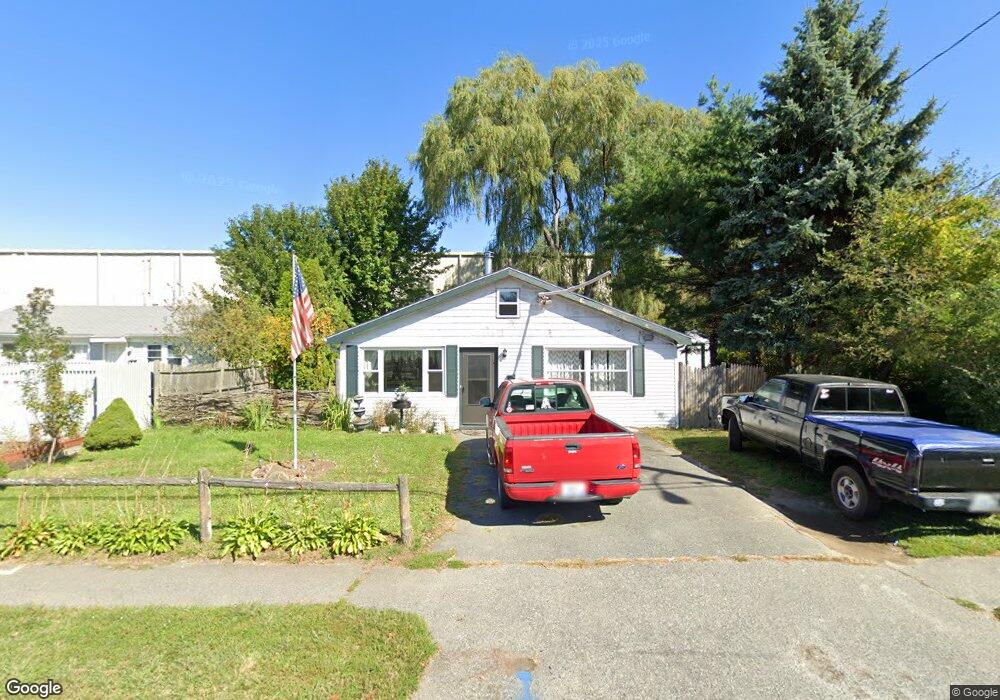 10 Woolsey Rd, Middletown, RI 02842 - photo 1