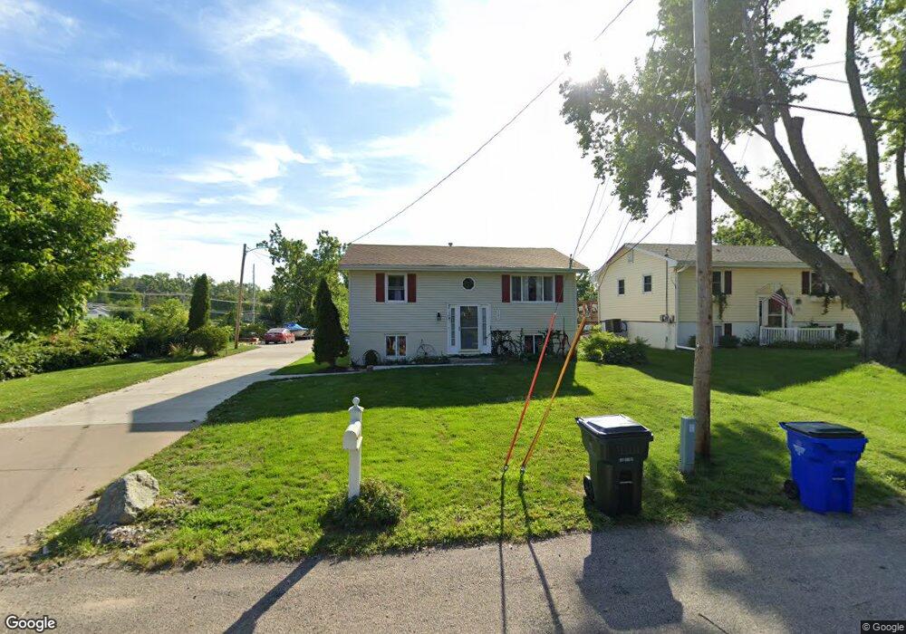 721 19th St NW, Cedar Rapids, IA 52405 - photo 1