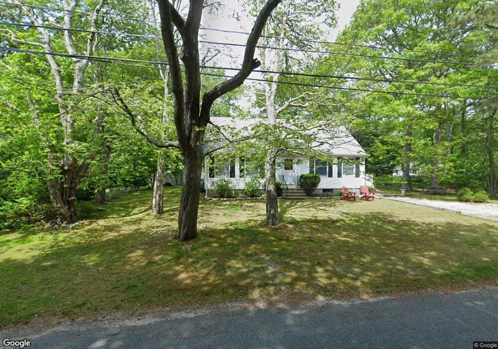 347 Mautucket Rd, Wakefield, RI 02879 - photo 1