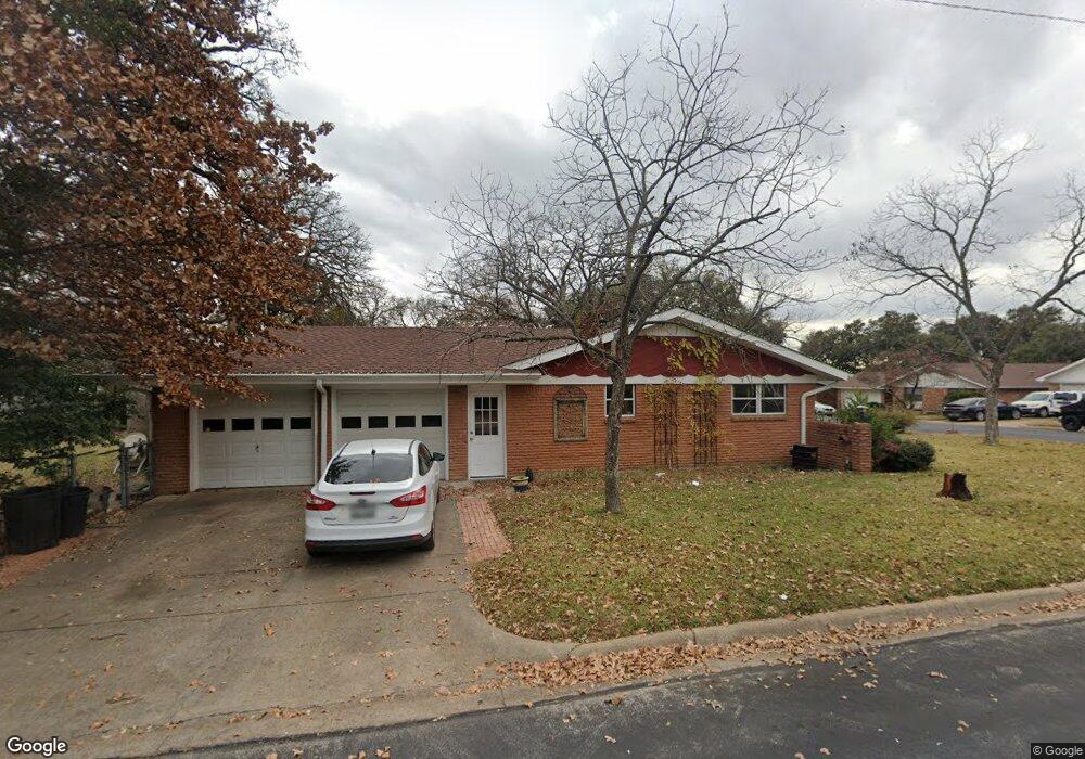 908 Forest Oaks Ln, Hurst, TX 76053 - photo 1