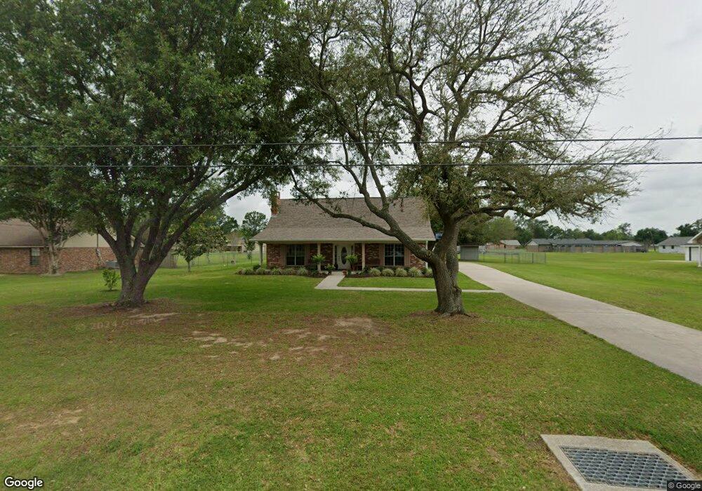 1007 Lakeridge Ln, Lake Charles, LA 70605 - photo 1