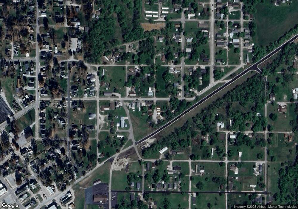 814 E 4th St, Bicknell, IN 47512 - photo 1