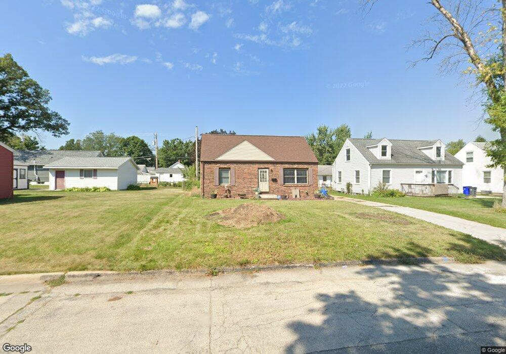 1412 9th St NW, Cedar Rapids, IA 52405 - photo 1