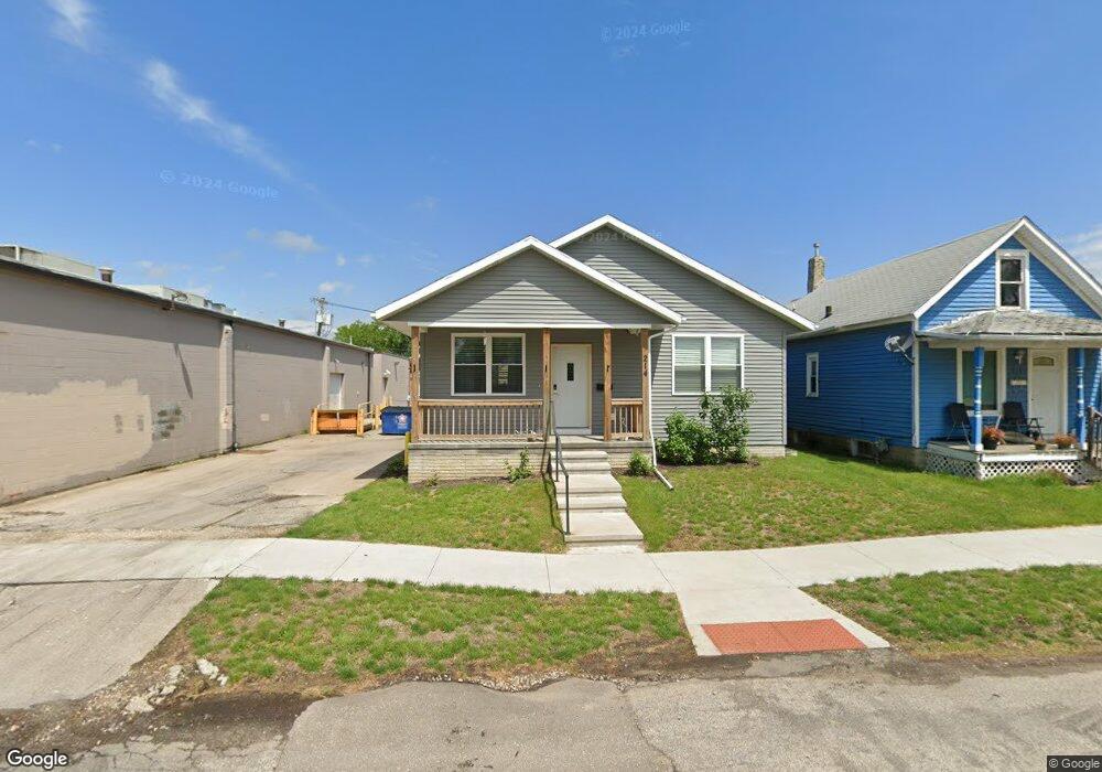 214 17th Ave SW, Cedar Rapids, IA 52404 - photo 1