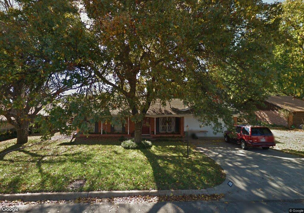 106 Roselawn Dr, Weatherford, TX 76086 - photo 1