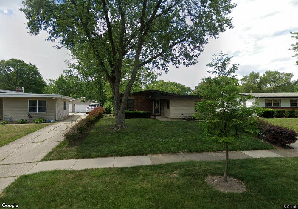 3809 Wren Ln, Rolling Meadows, IL 60008 - photo 1