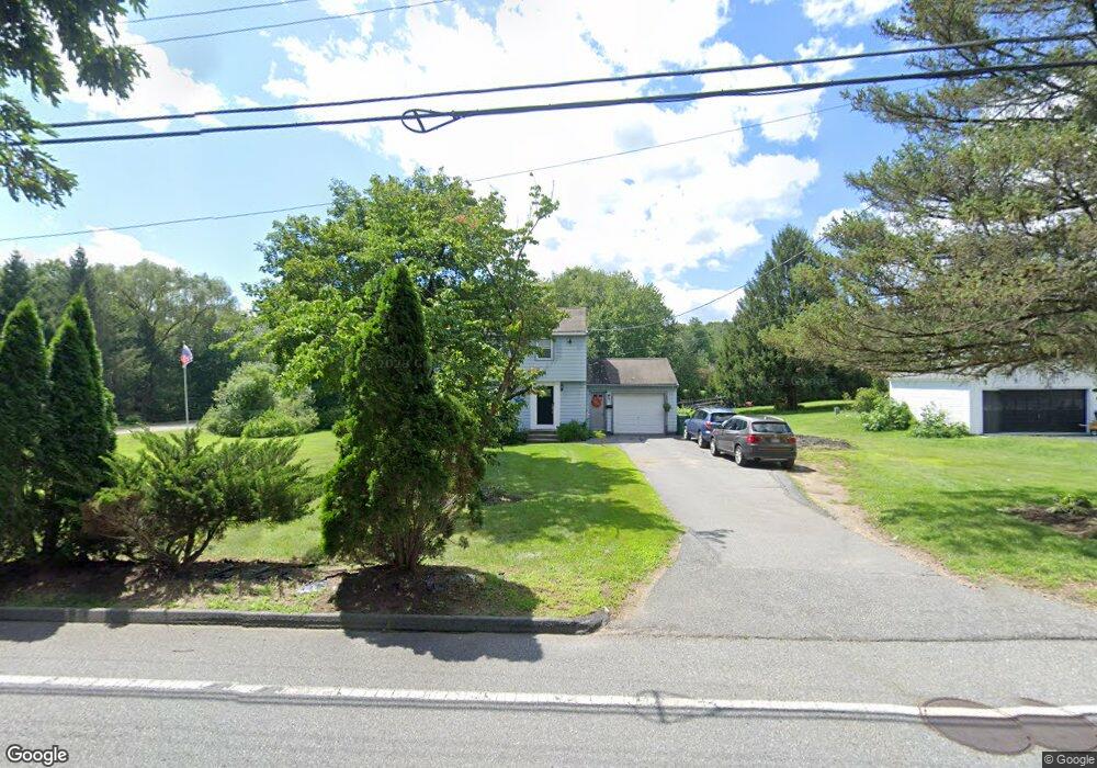 264 Manning St, Hudson, MA 01749 - photo 1