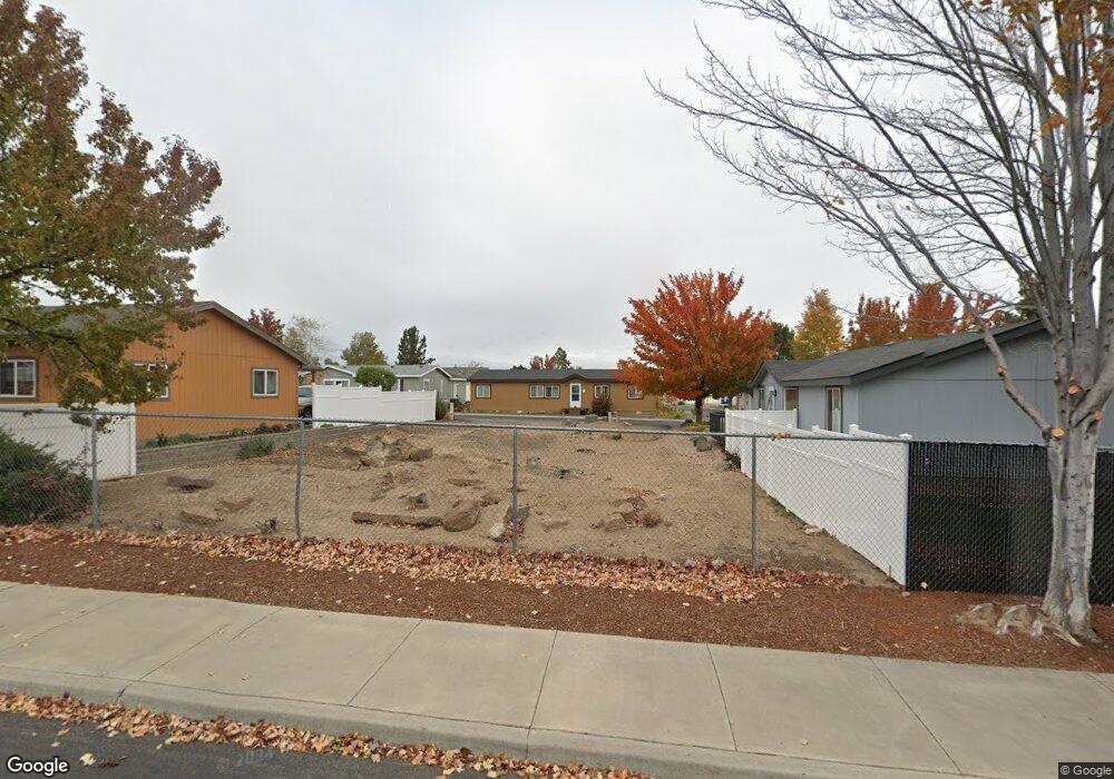 2416 SW Mariposa Loop, Redmond, OR 97756 - photo 1