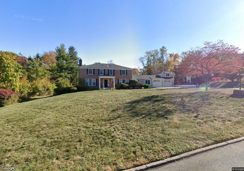 1018 Tenby Rd, Berwyn, PA 19312 - photo 1