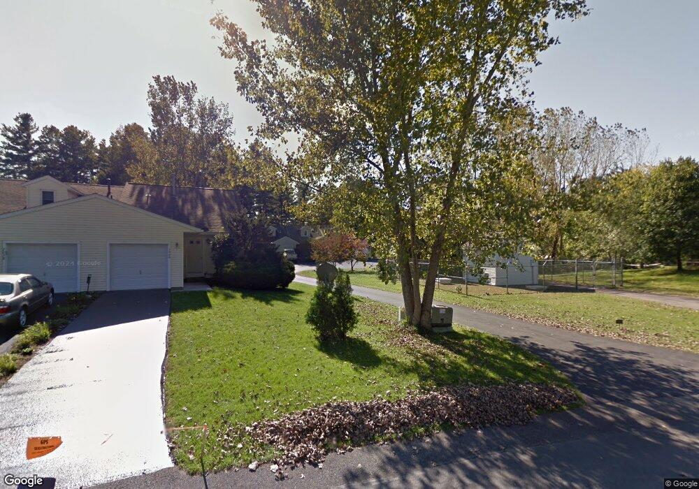 7066 Suzanne Ln, Schenectady, NY 12303 - photo 1