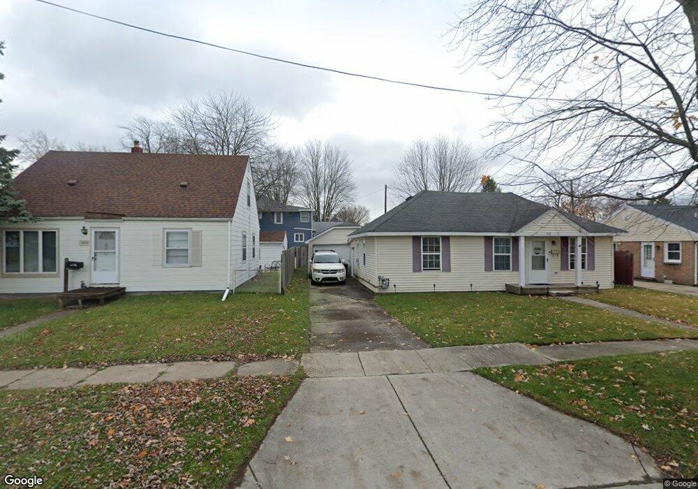 1402 14th St, Port Huron, MI 48060 - photo 1