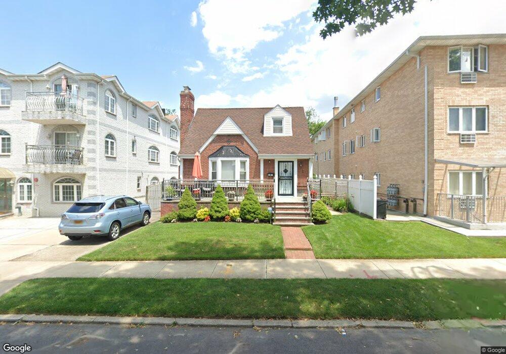 69- 185th St, Fresh Meadows, NY 11365 - photo 1