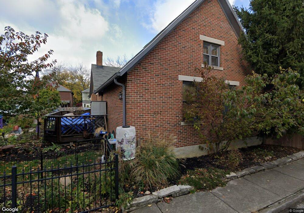 597 Lathrop St, Columbus, OH 43206 - photo 1