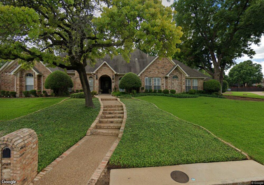 901 Saddlebrook Dr, Colleyville, TX 76034 - photo 1