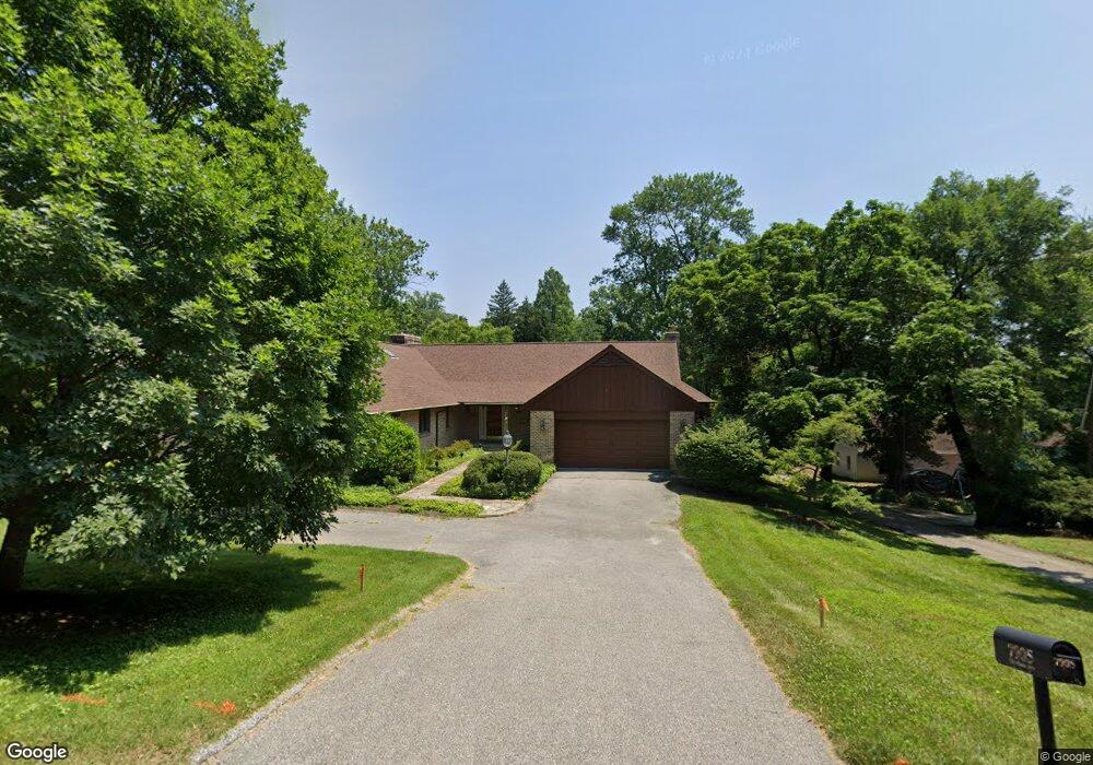 7905 Ellenham Ave, Towson, MD 21204 - photo 1