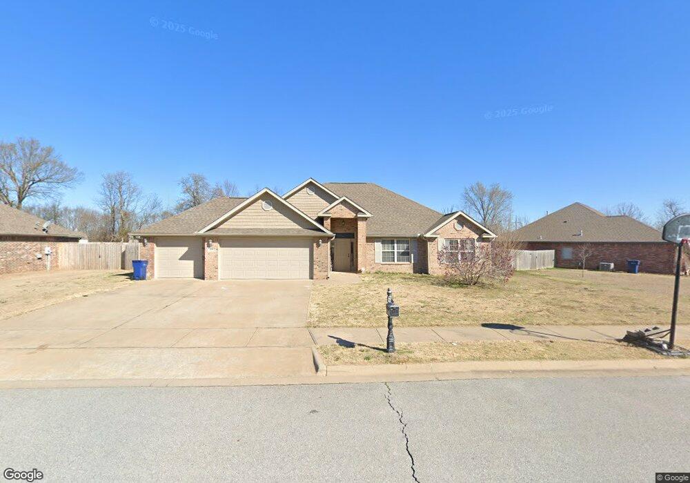 906 Carter Ct, Siloam Springs, AR 72761 - photo 1