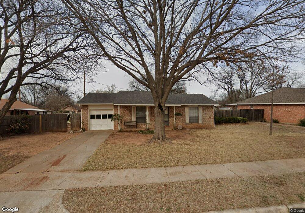 1310 Montgomery St, Wichita Falls, TX 76302 - photo 1