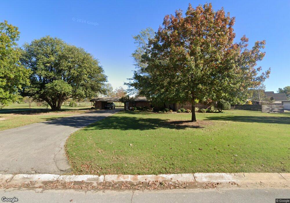 2105 Fairway St, Stuttgart, AR 72160 - photo 1