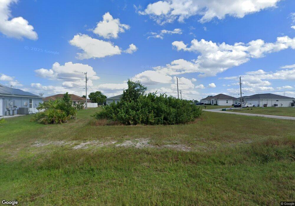 2521 NE 2nd Ave, Cape Coral, FL 33909 - photo 1