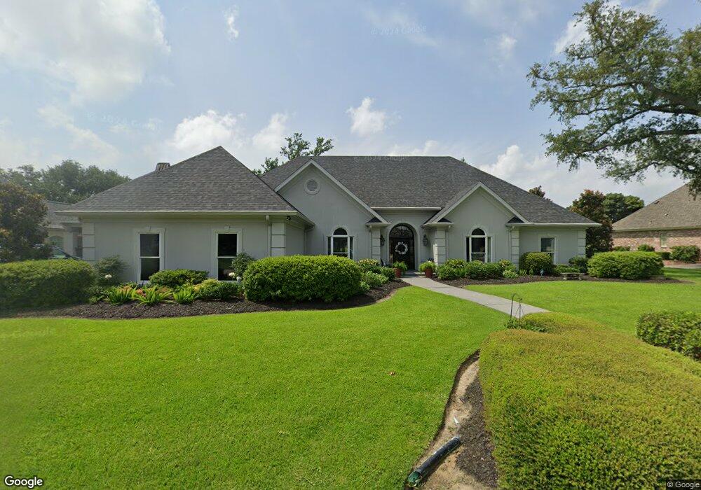 3137 Saint Andrews Dr, Lake Charles, LA 70605 - photo 1