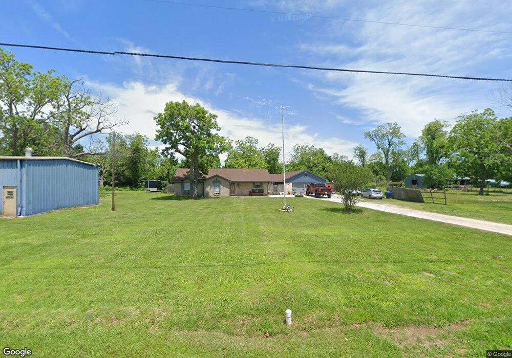105 E Burnett St, Brazoria, TX 77422 - photo 1