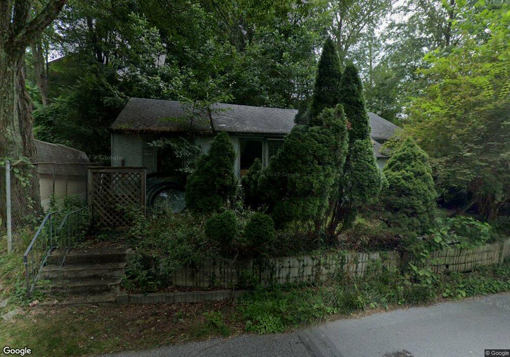 554 Grubbs Mill Rd, West Chester, PA 19380 - photo 1