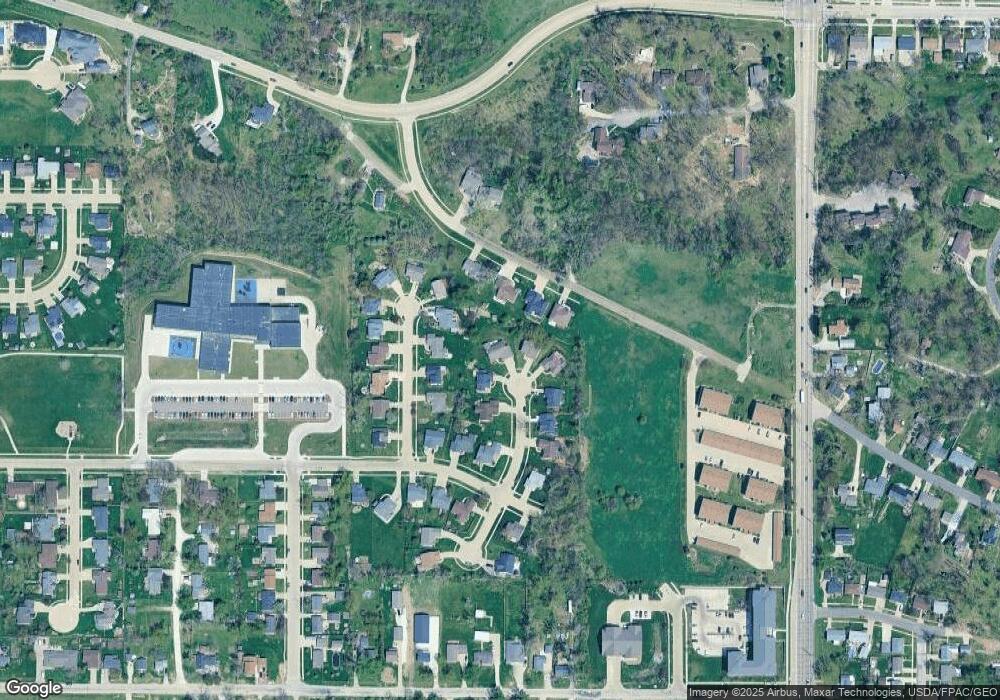 1324 Andrew Ct NW, Cedar Rapids, IA 52405 - photo 1