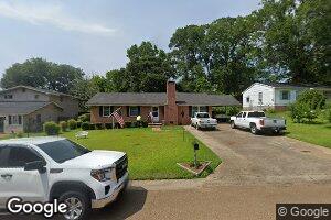34 Myrtle Dr, Natchez, MS 39120