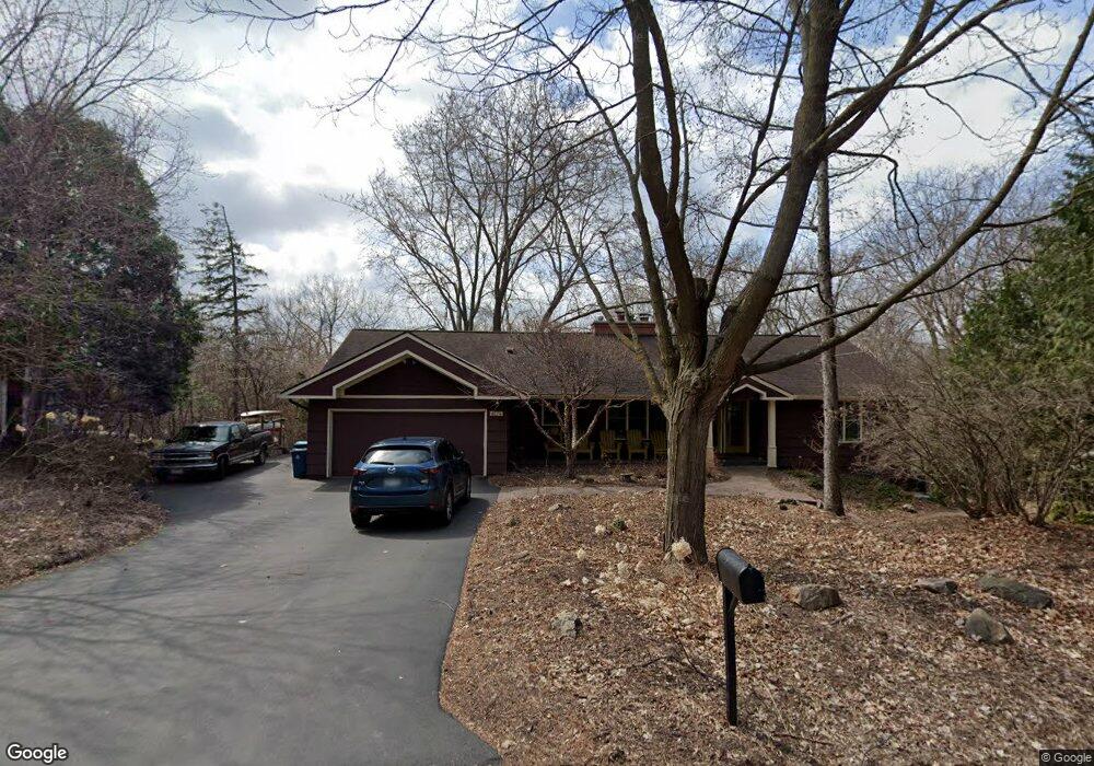 4179 Hillcrest Ln, Wayzata, MN 55391 - photo 1