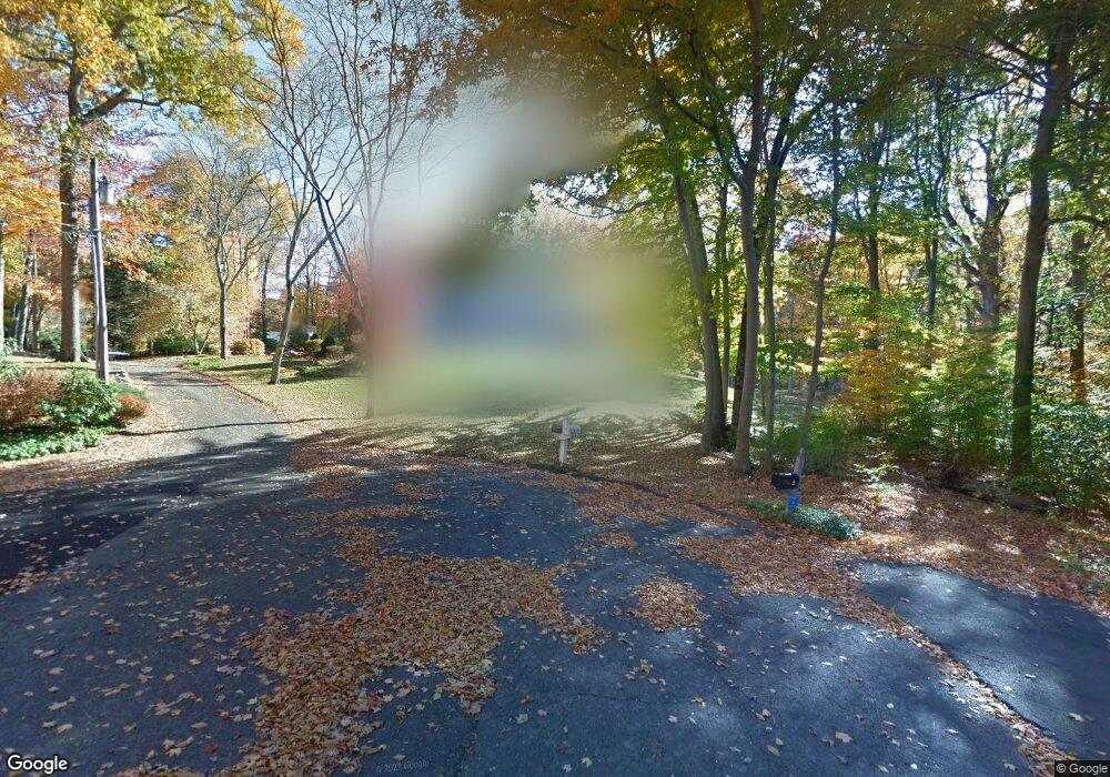 4 Charcoal Ln, Westport, CT 06880 - photo 1